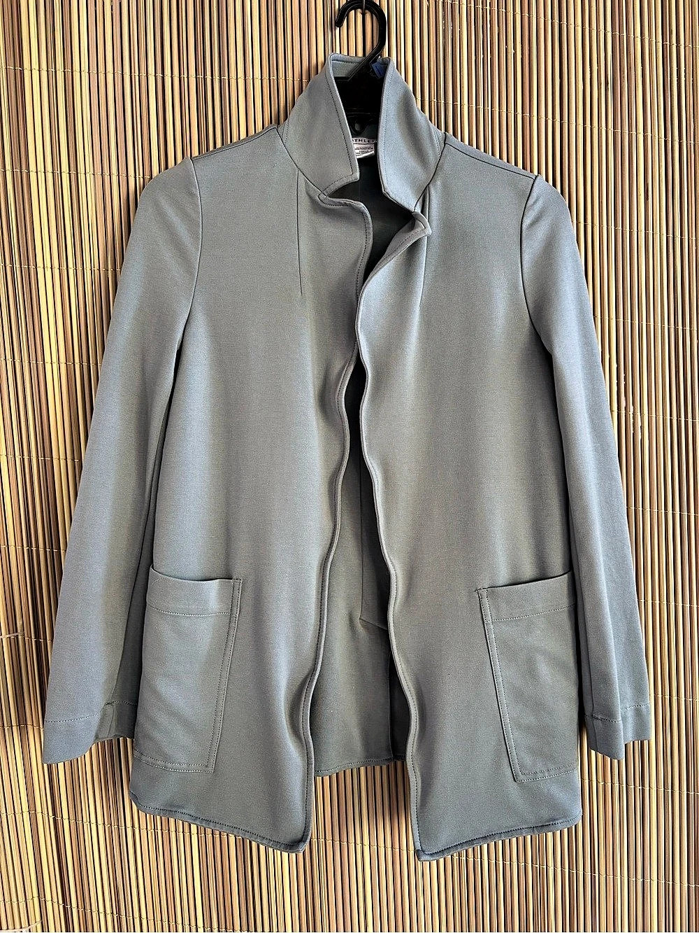 Athleta Eastbound Blazer Gray Blazer Size 2 Like New